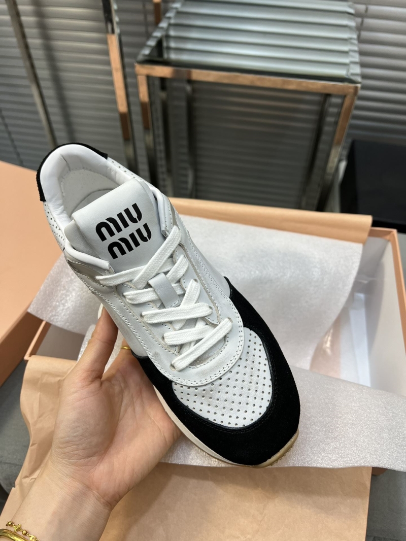 Miu Miu Casual Shoes